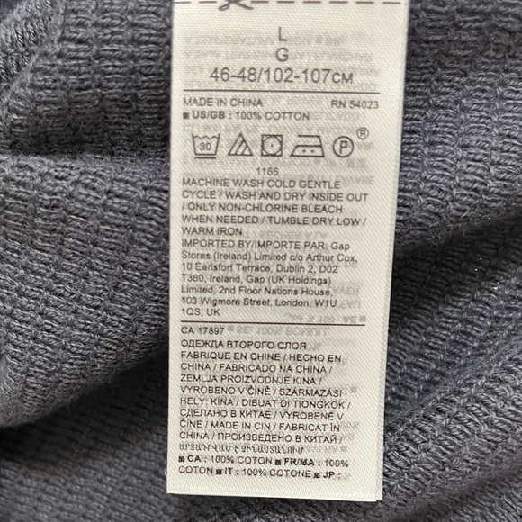 Banana Republic Slate Gray Short Sleeve Sweater size Large - Picture 6 of 6